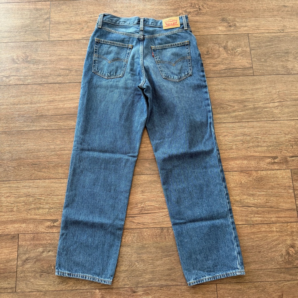 Levi's Straight Leg Women's Jeans in Blue Denim - Picture 8 of 10
